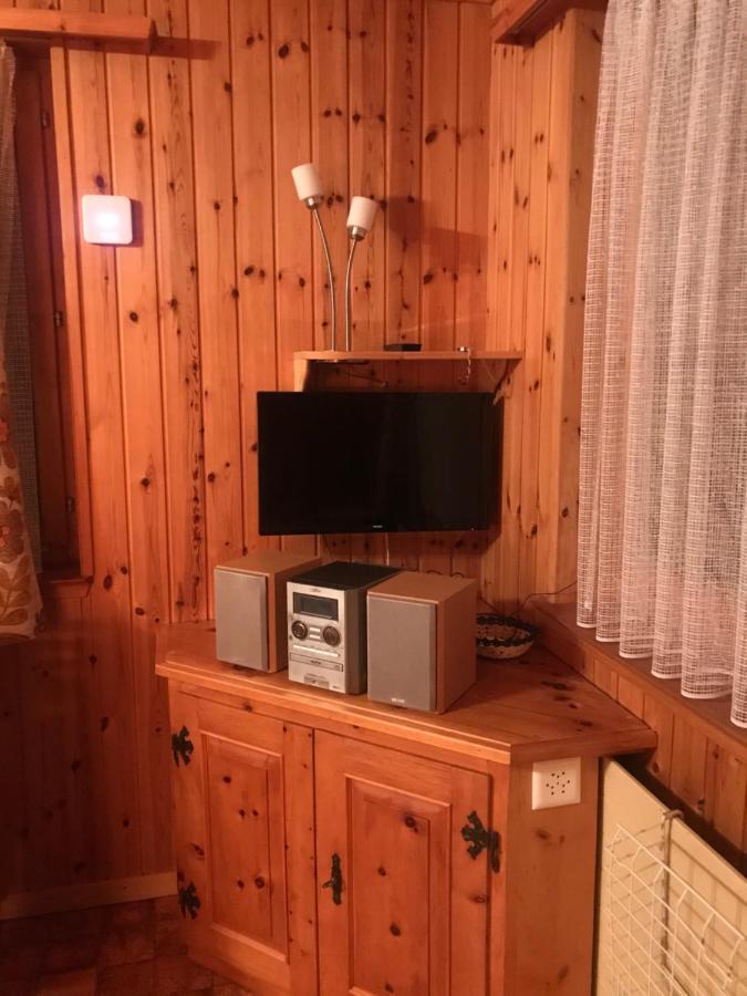 Ferienwohnung Im Chalet Boubou Wiler Eksteriør billede