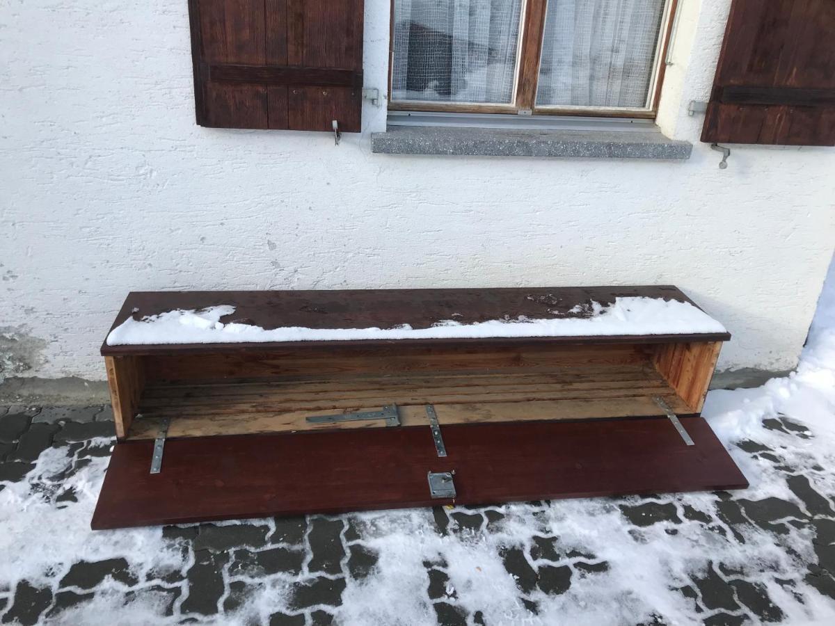 Ferienwohnung Im Chalet Boubou Wiler Eksteriør billede